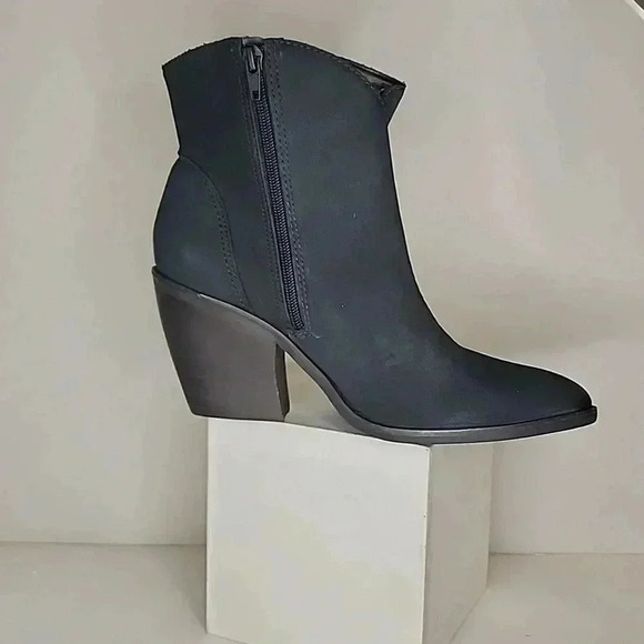 Lucky Brand Loxona booties/ankle boot - Picture 8 of 10